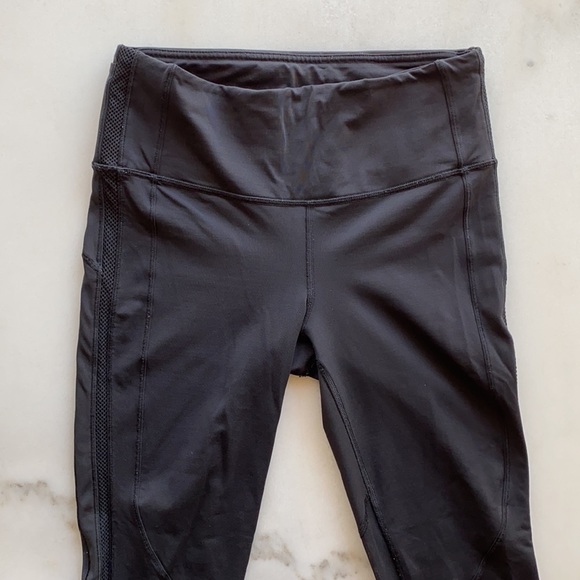 Lululemon Hit It 7/8 tight (25”) Black size 6 - Picture 7 of 10